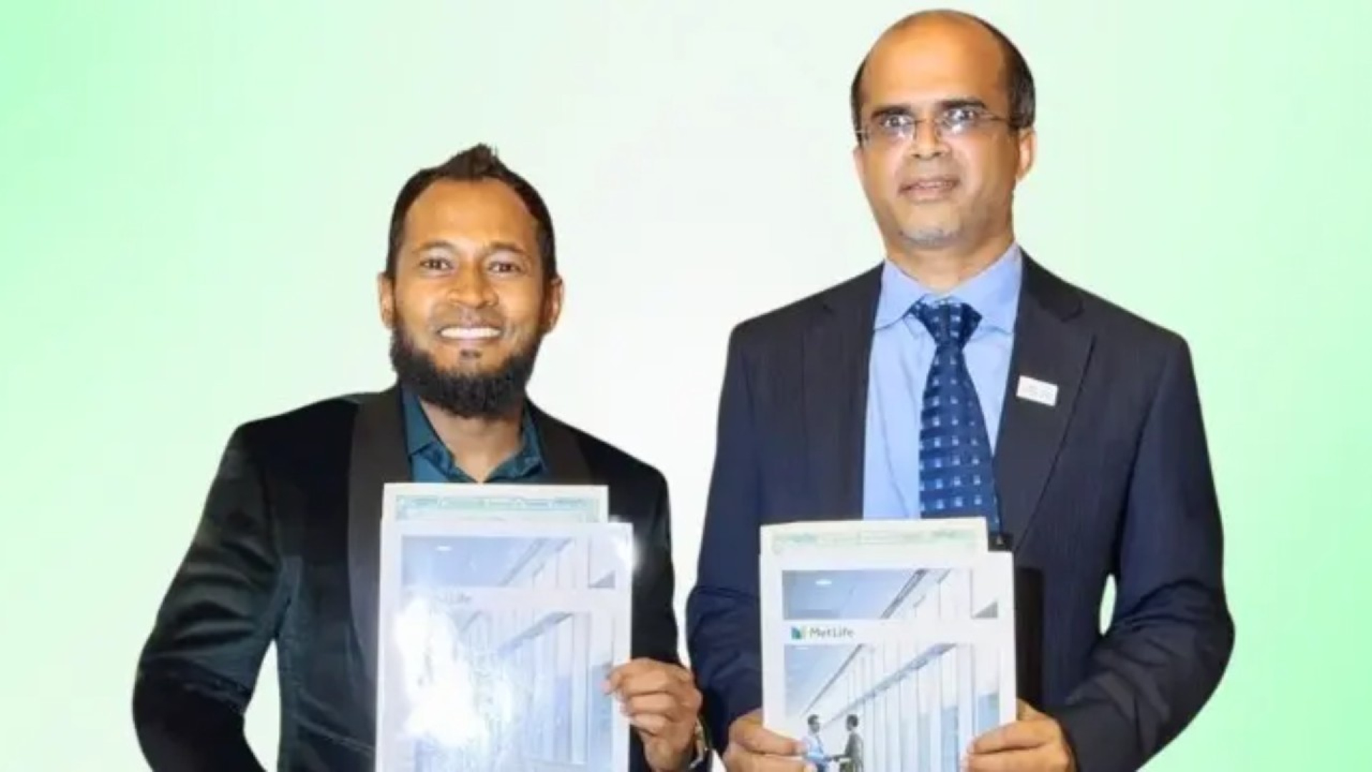 চতুর্থবার মেটলাইফ বাংলাদেশের ব্র্যান্ড অ্যাম্বাসেডর মুশফিক