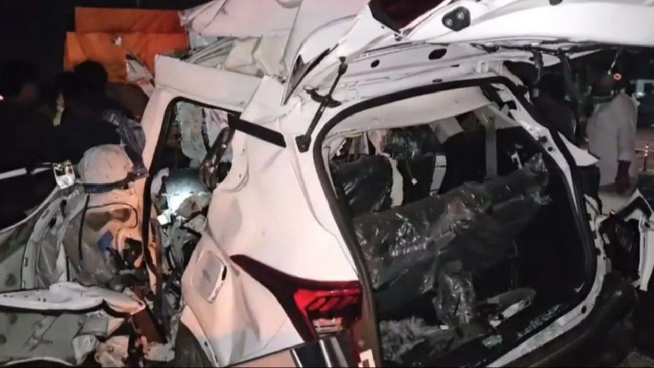 কেরালায় ভয়াবহ সড়ক দুর্ঘটনায় ৮ শিক্ষার্থী নিহত