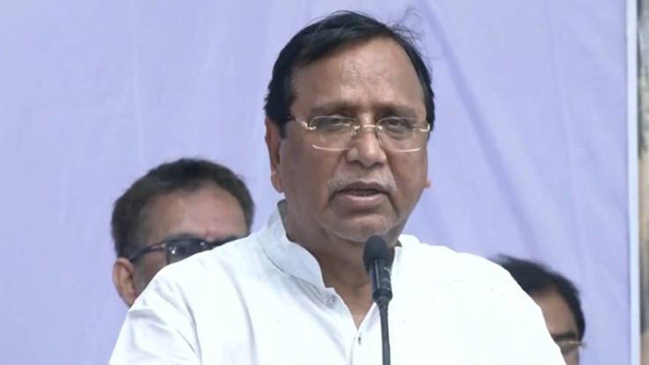 গ্যাস-বিদ্যুতের জন্য লংমার্চ করে লাভ নেই: ডিএসসিসি প্রশাসক