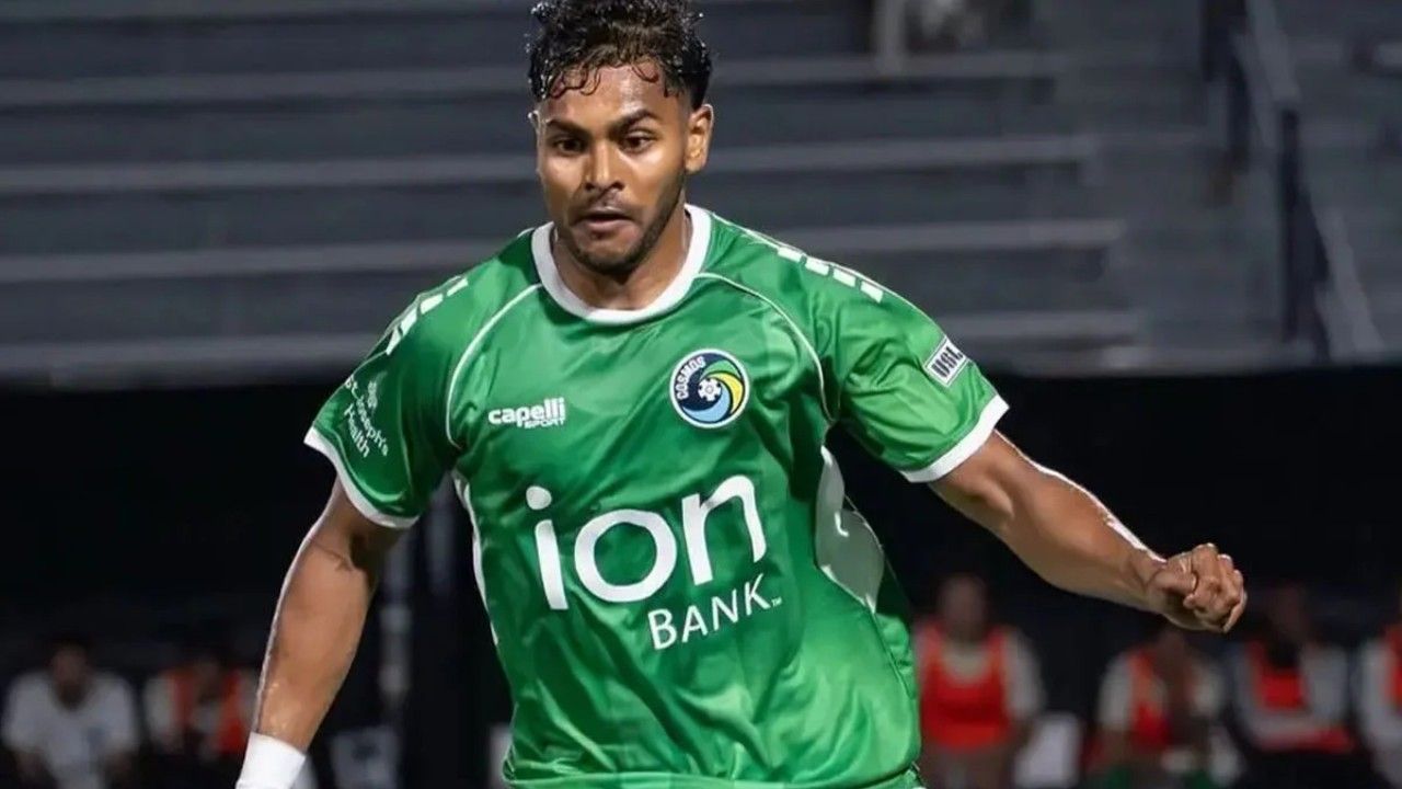 নিউইয়র্ক কসমসে অভিষেকেই আলো ছড়ালেন সামিত সোম