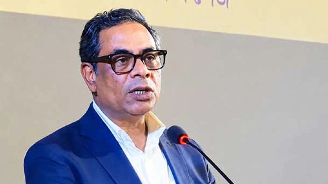 সেপ্টেম্বরের শেষ থেকে বাড়তে পারে ডেঙ্গুর প্রকোপ: স্বাস্থ্য প্রতিমন্ত্রী