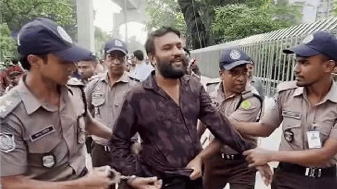 প্রধানমন্ত্রীর গাড়িবহরে ঢুকে পড়া যুবকের ৫ দিনের রিমান্ড