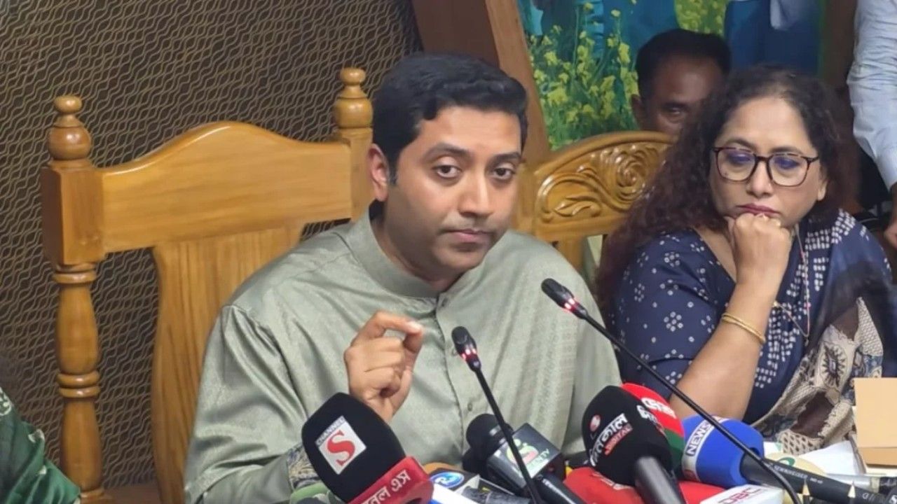 অনির্দিষ্টকালের জন্য স্থগিত সরকারি প্রাথমিক শিক্ষকদের বদলি: ববি হাজ্জাজ