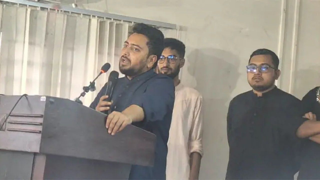 চাকরির ভাইভা নম্বর বাড়ালে কঠোর কর্মসূচির হুঁশিয়ারি নাহিদের