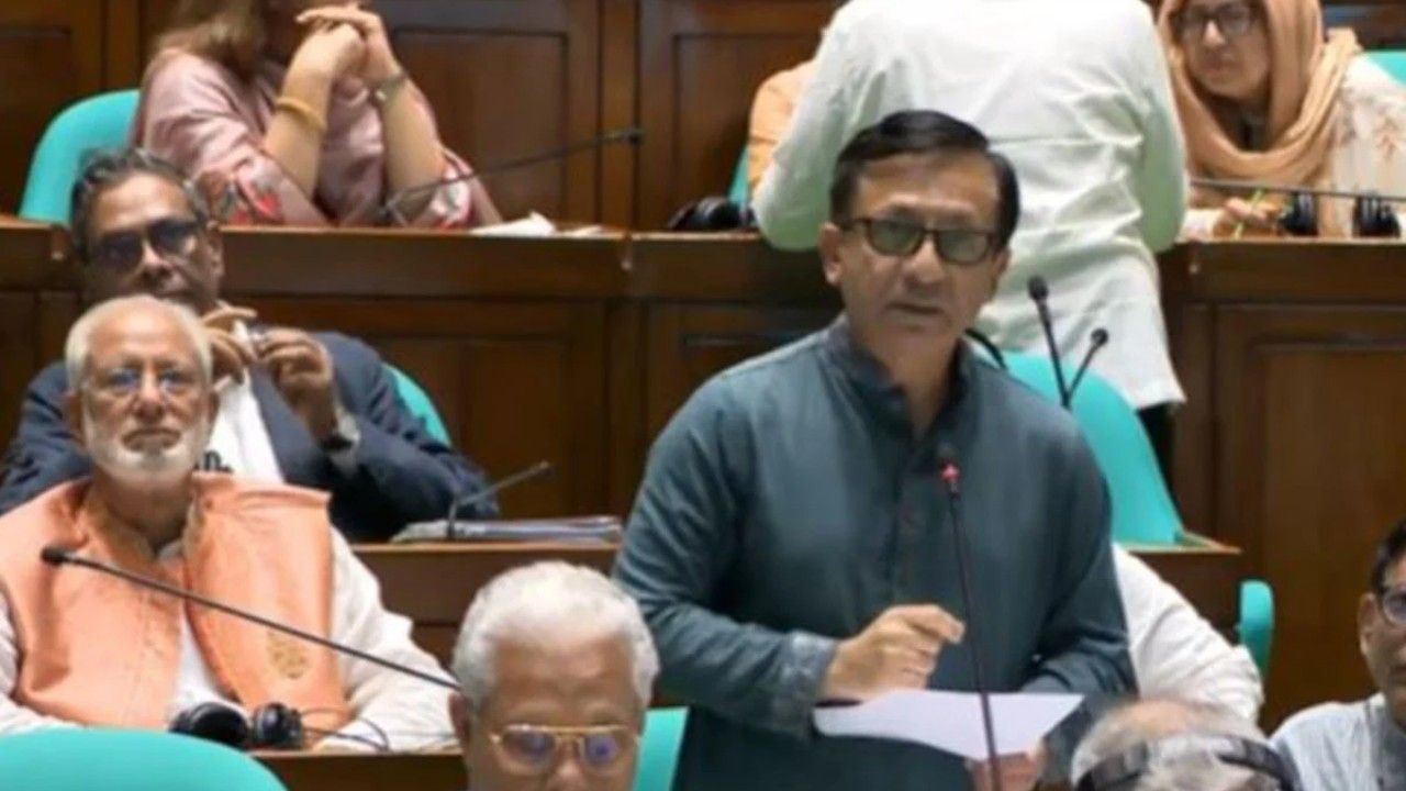 পাট রপ্তানিতে ১০ বছরে বাংলাদেশের আয় ৮৪ হাজার কোটি টাকা: পাটমন্ত্রী