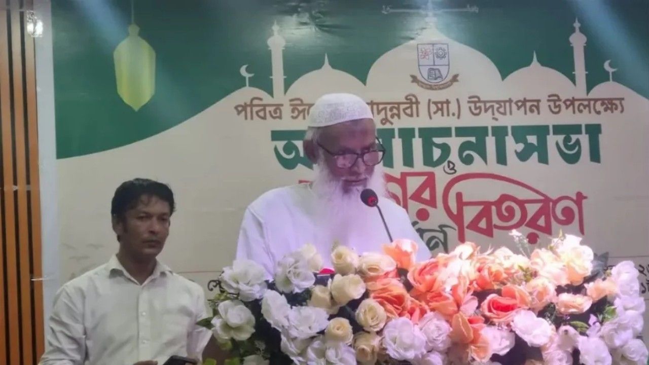ধর্মীয় নেতা ও সেবাকর্মীদের সম্মানীতে ১১০০ কোটি টাকা বরাদ্দ: ধর্মমন্ত্রী
