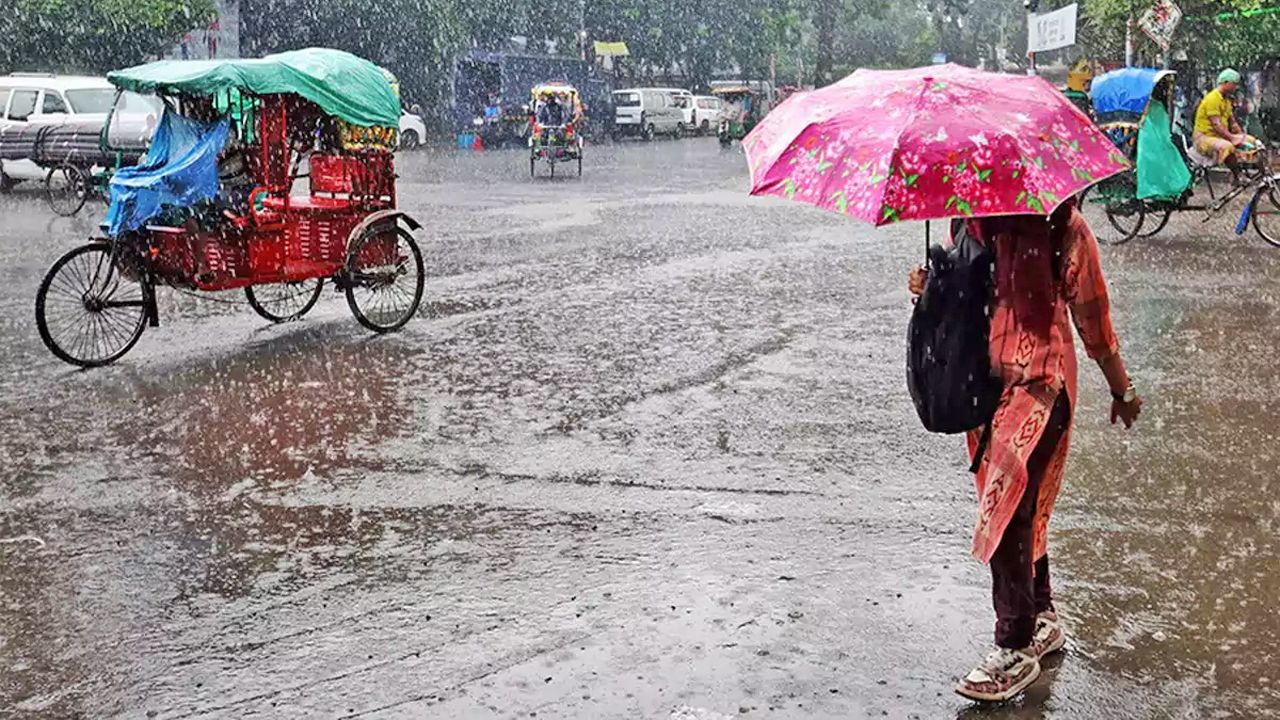 ঢাকায় বজ্রবৃষ্টির পূর্বাভাস, কমতে পারে তাপমাত্রা