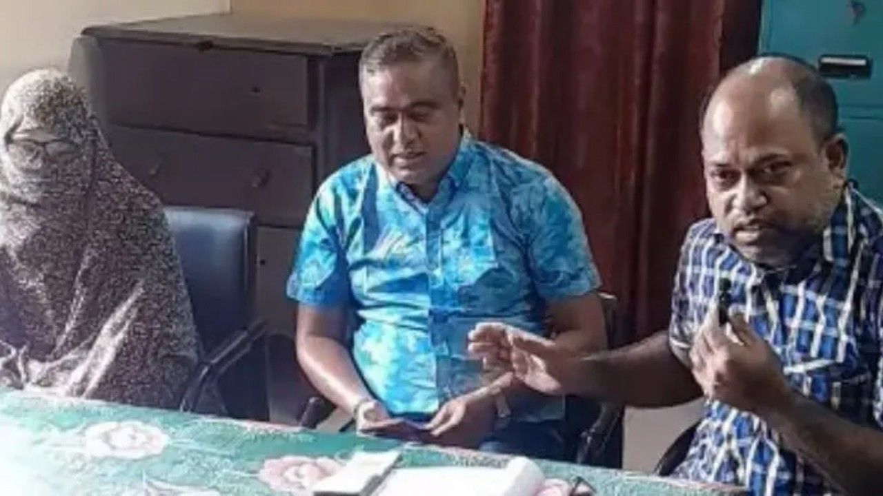 বিনা টিকিটে ভ্রমণের অনুশোচনায় রেলকে ২৫ হাজার টাকা দিলেন শিক্ষিকা