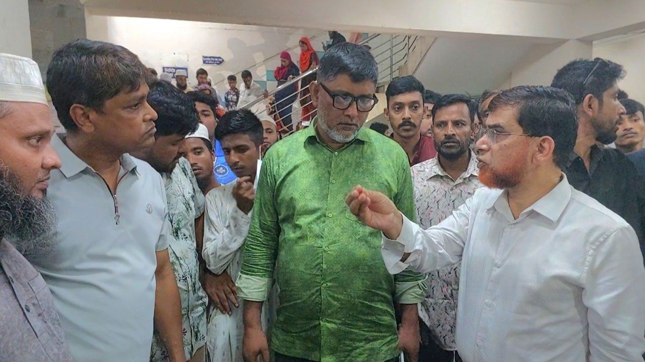 ময়মনসিংহ মেডিকেলে আগুন: গণপূর্তের গাফিলতি-অনিয়মের অভিযোগ সিটি প্রশাসকের
