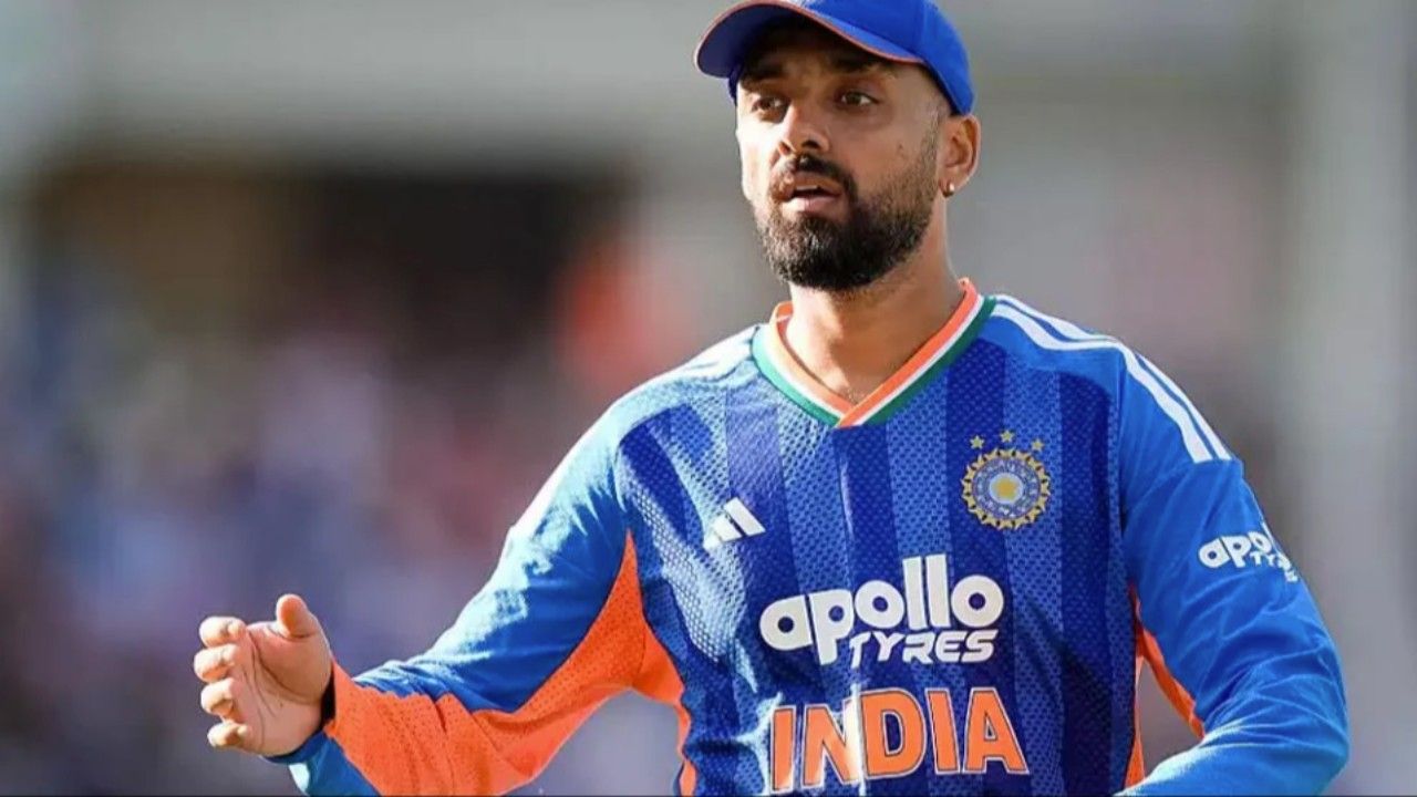 আফগানিস্তান সিরিজের মাঝেই চোট, এশিয়ান গেমসেও অনিশ্চিত বরুণ