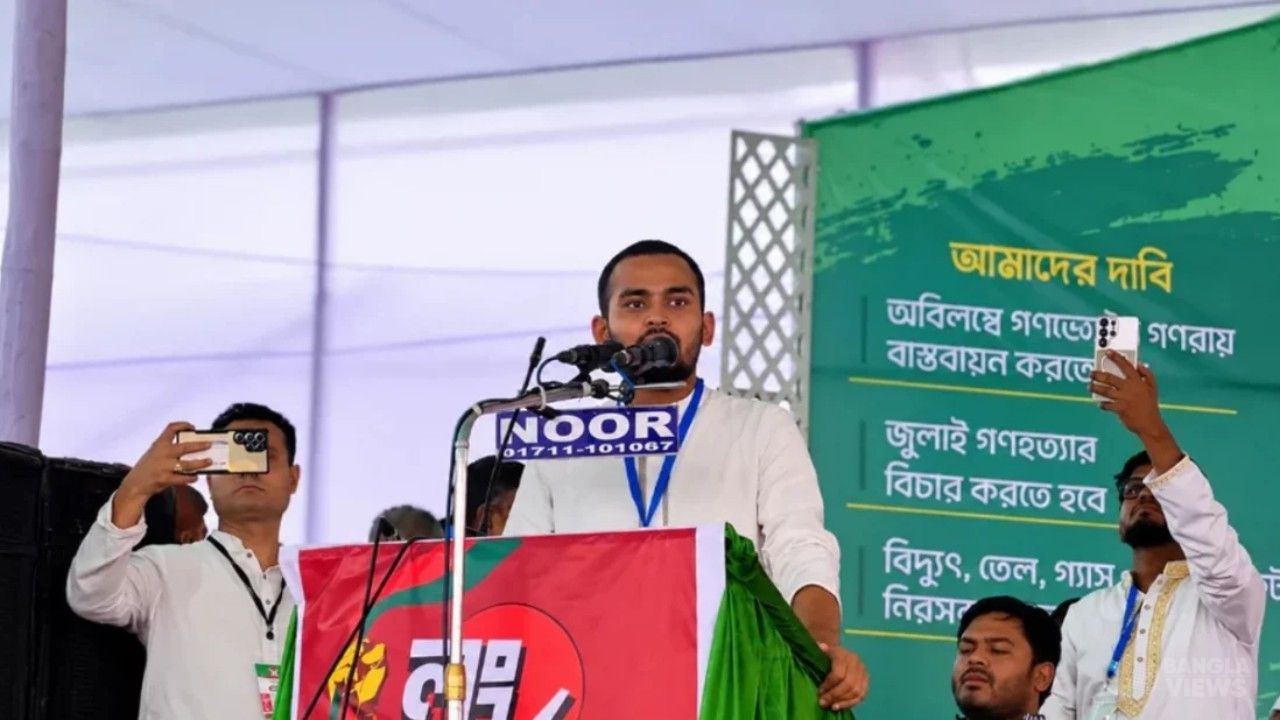 ‘১১ হাজার কোটি টাকা’ ফিরিয়ে গ্যাস-বিদ্যুৎ সংকট সমাধানের দাবি আসিফের