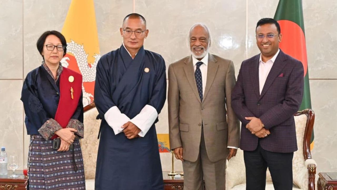 সার্ক পুনরুজ্জীবনে ভুটানের সহযোগিতা চাইলেন দুই মন্ত্রী