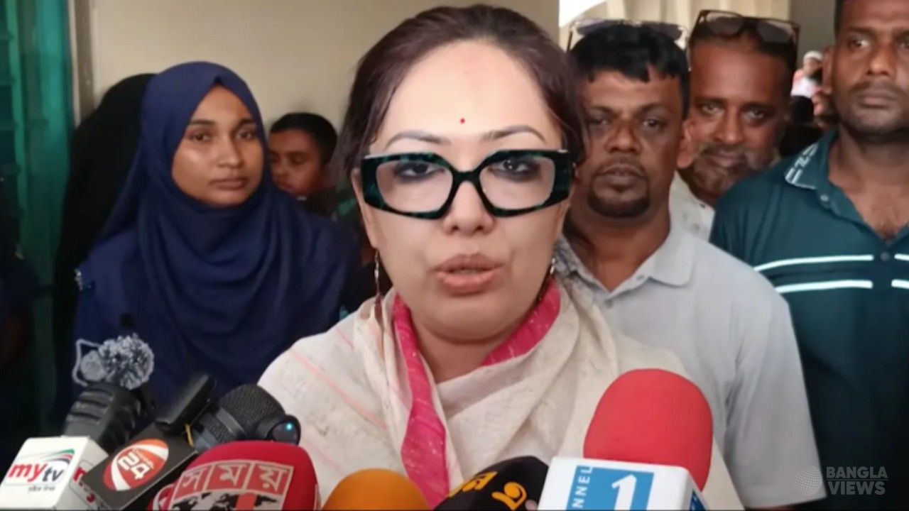 শেখ হাসিনার দেশে ফেরা নিয়ে কী বললেন রুমিন ফারহানা?