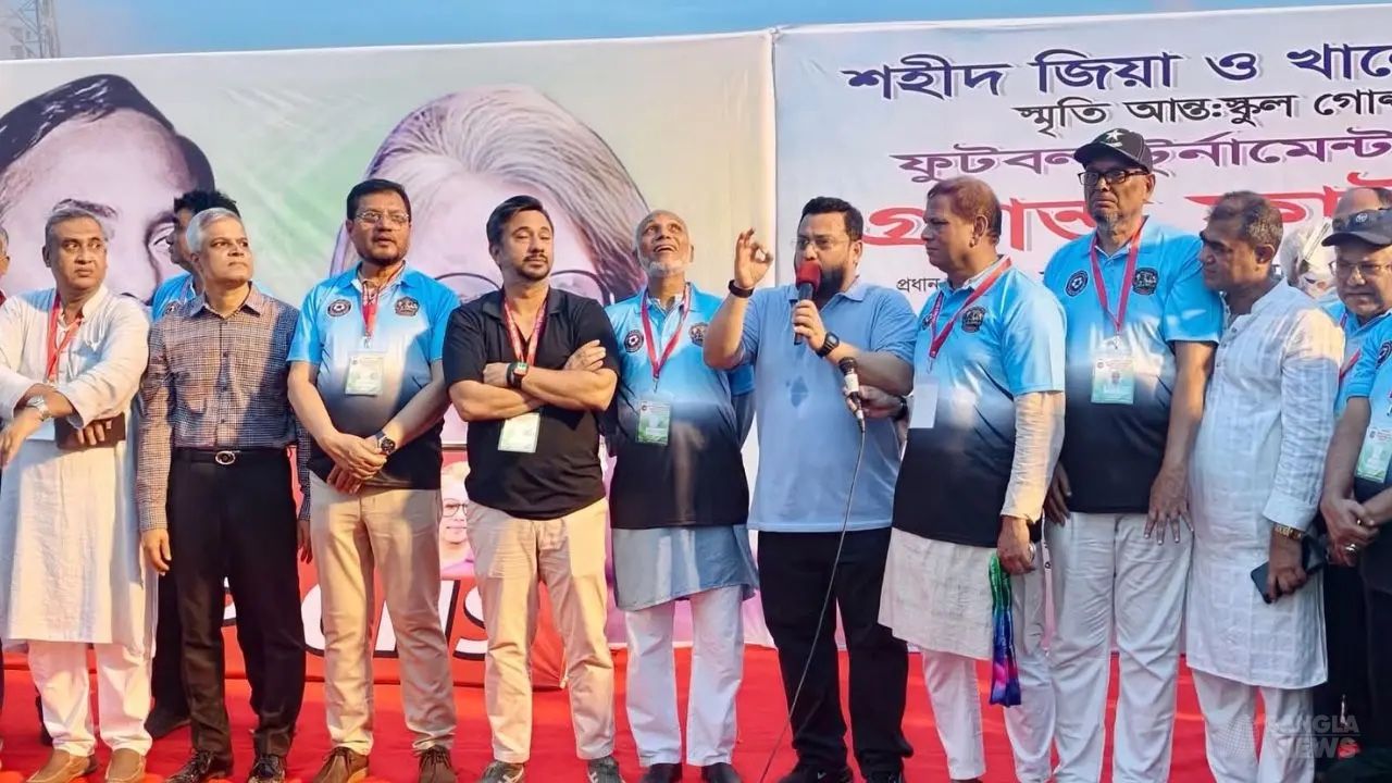খেলাধুলার চর্চা বাড়িয়ে দেশপ্রেমিক প্রজন্ম গড়তে হবে: ভূমি প্রতিমন্ত্রী