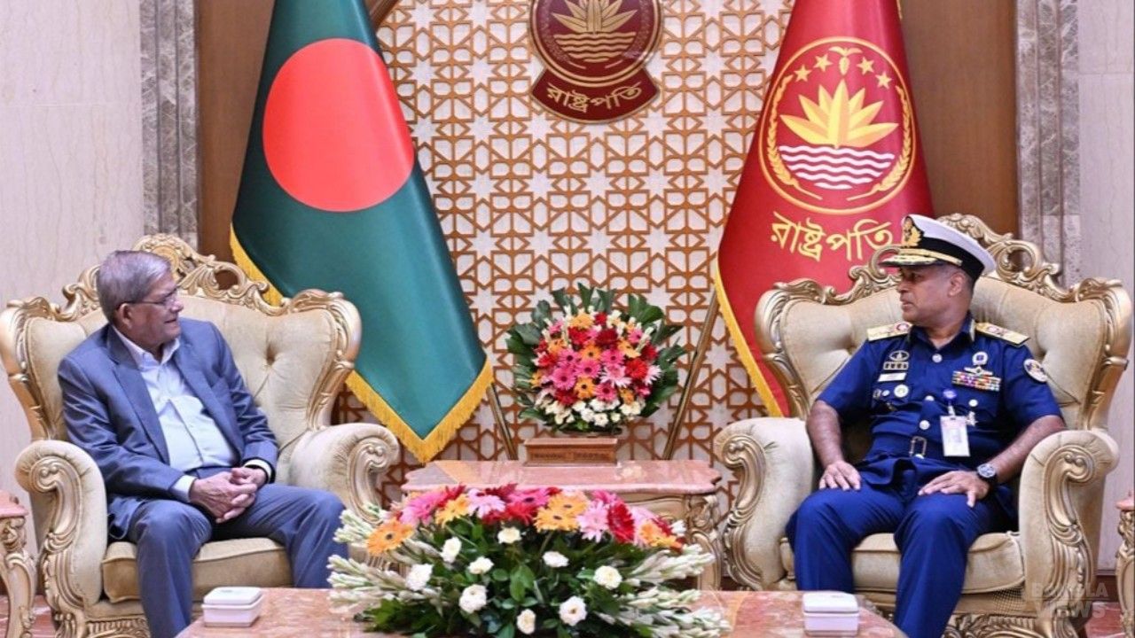 কোস্টগার্ড মহাপরিচালকের সঙ্গে রাষ্ট্রপতির সৌজন্য সাক্ষাৎ