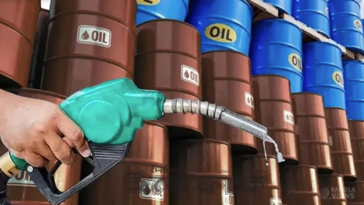 দেশে বাড়ার দিনে বিশ্ববাজারে তেলের দামে পতন
