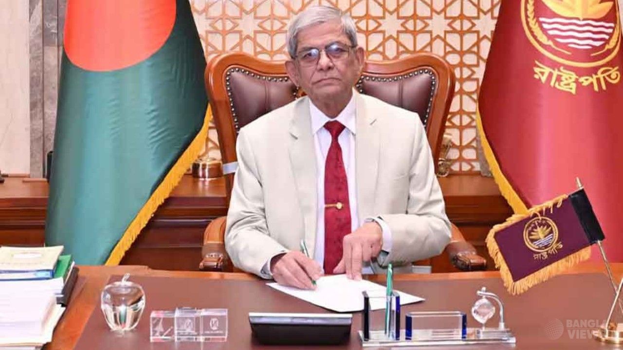 কর্মসংস্থানমুখী শিক্ষায় বিশেষ গুরুত্ব দিতে হবে: রাষ্ট্রপতি