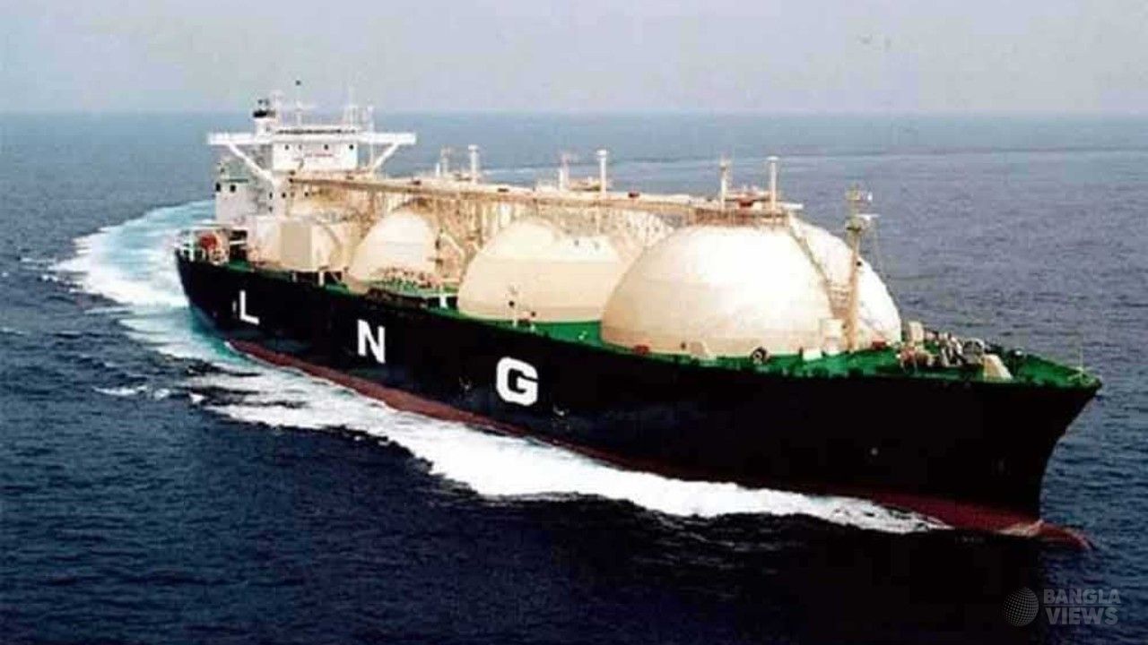 কাতার থেকে আরও দুই কার্গো এলএনজি কিনবে সরকার