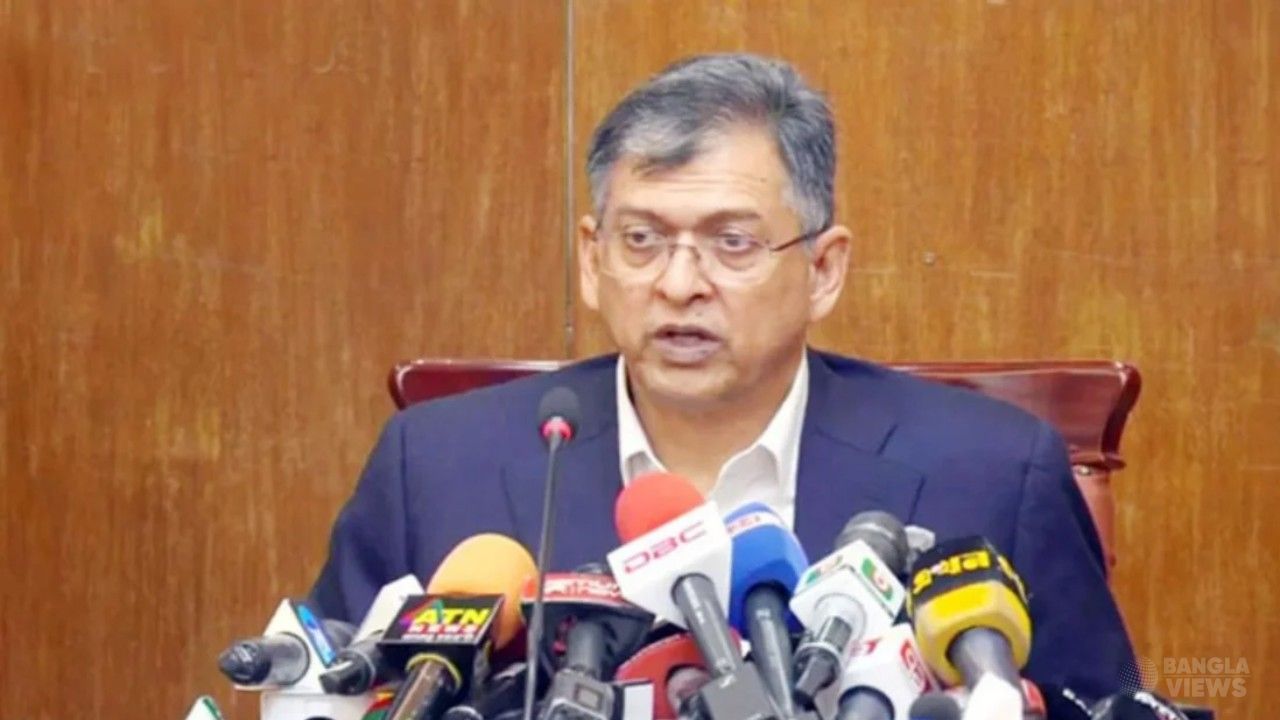 সাবেক ওসির সঙ্গে আওয়ামী লীগের সংশ্লিষ্টতা পাওয়া গেছে: স্বরাষ্ট্রমন্ত্রী