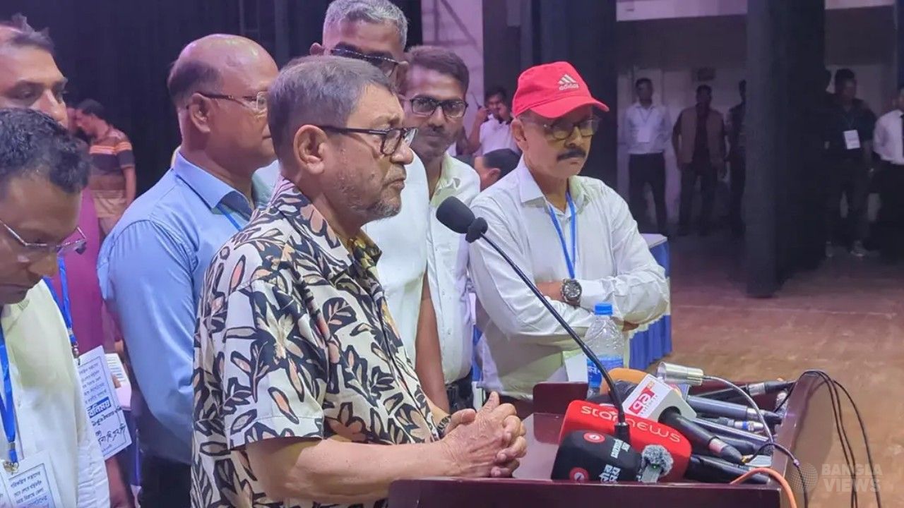 বঙ্গোপসাগরের নিচে প্রচণ্ড গ্যাসের ভাণ্ডার আছে: স্বাস্থ্যমন্ত্রী