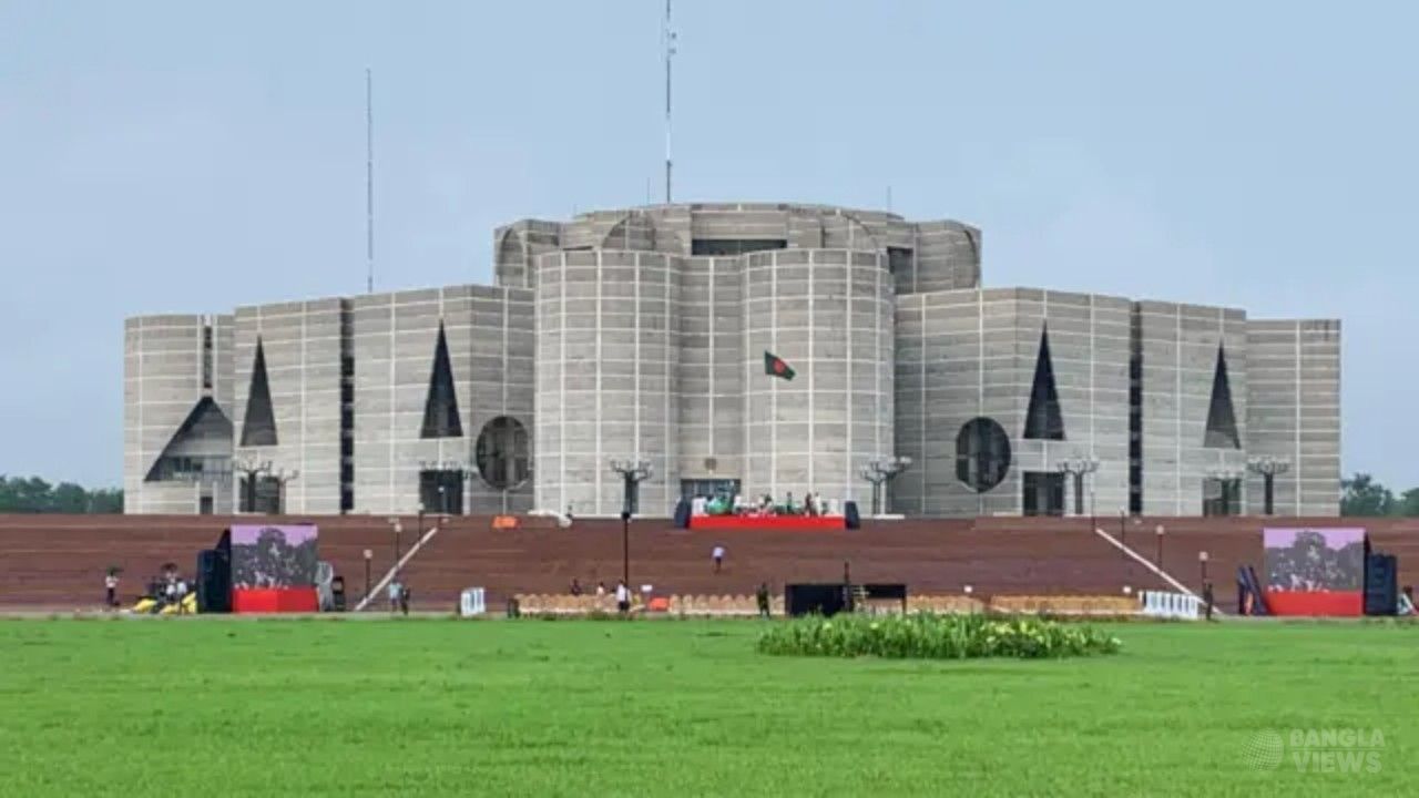 জানুয়ারিতেই সংসদে উঠতে পারে সংবিধান সংশোধন বিল