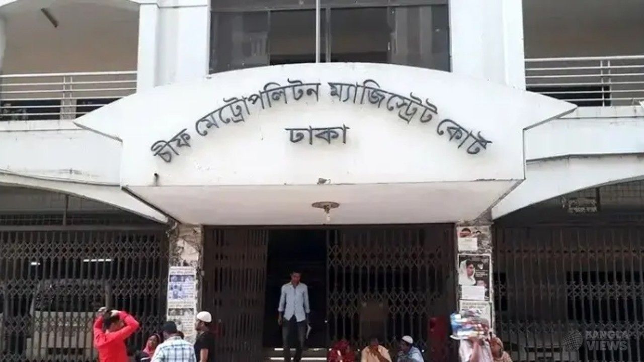 বিমানবন্দরে ৩৬ ভরি স্বর্ণসহ গ্রেপ্তার তিনজন রিমান্ডে