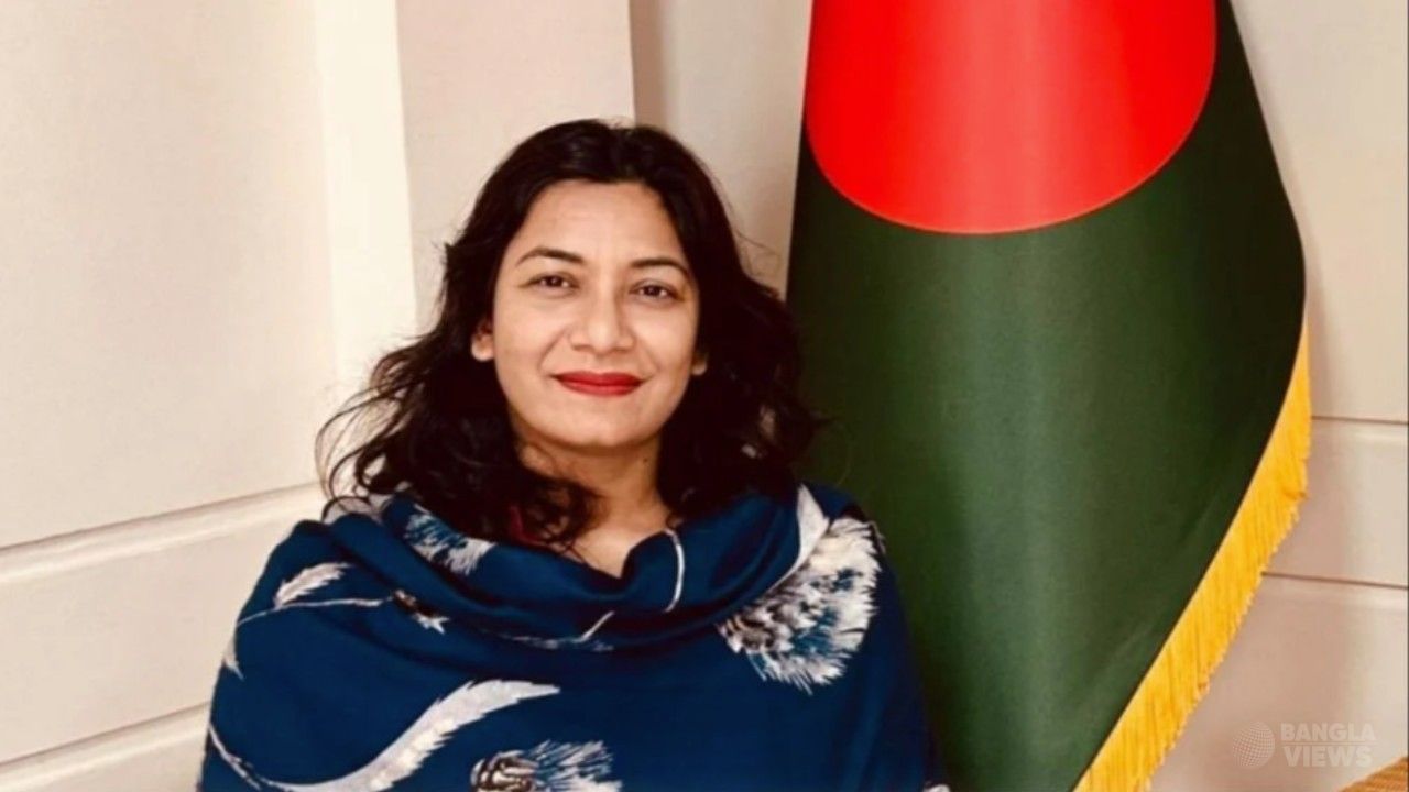 মাটির টান আর জবর-দখলের ক্ষত: সামাজিক মাধ্যমে খোলামেলা ড. শামারুহ মির্জা
