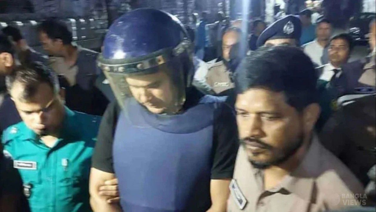 রাষ্ট্রদ্রোহ মামলায় সাবেক ওসি রাকিবুল ফের রিমান্ডে