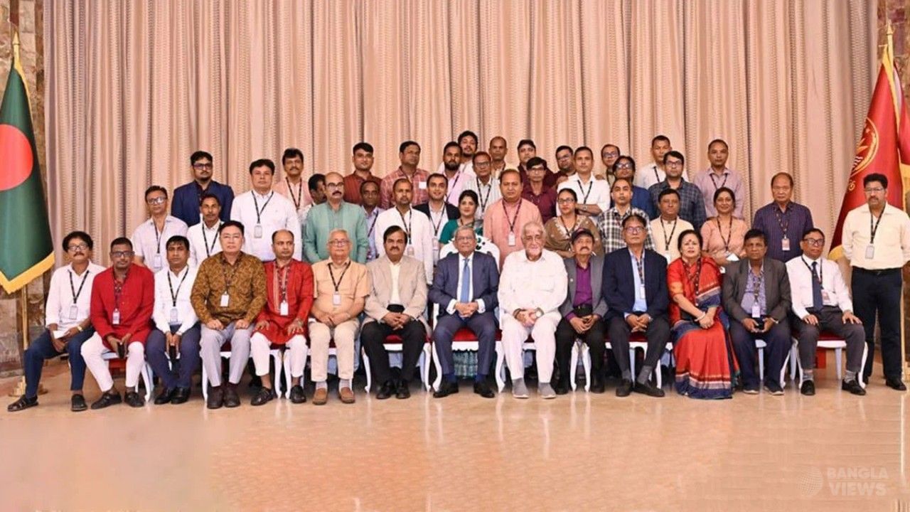 সব সম্প্রদায়ের সমান অধিকার নিশ্চিতের আহ্বান রাষ্ট্রপতির