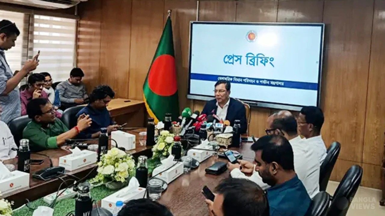 এয়ারবাসের সঙ্গে ১০ উড়োজাহাজের চুক্তি অক্টোবরে: বিমানমন্ত্রী
