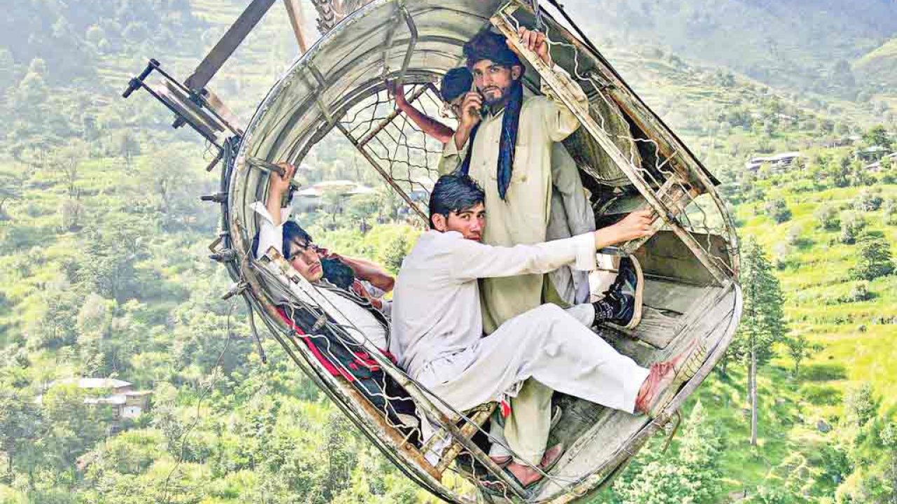 অস্কারে প্রথমবার তথ্যচিত্র পাঠাচ্ছে পাকিস্তান