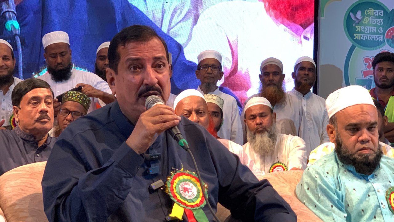 দিল্লির ইশারায় যারা কাজ করছে, তারা শয়তানের দোসর: ভূমিমন্ত্রী