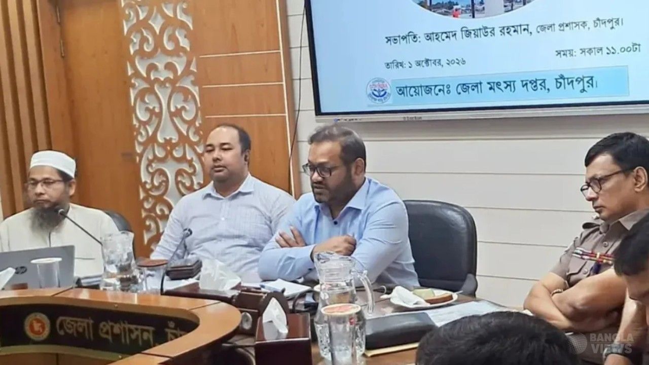 নিষেধাজ্ঞায় ইলিশ ধরলেই জেল, বাতিল হবে জেলে কার্ড