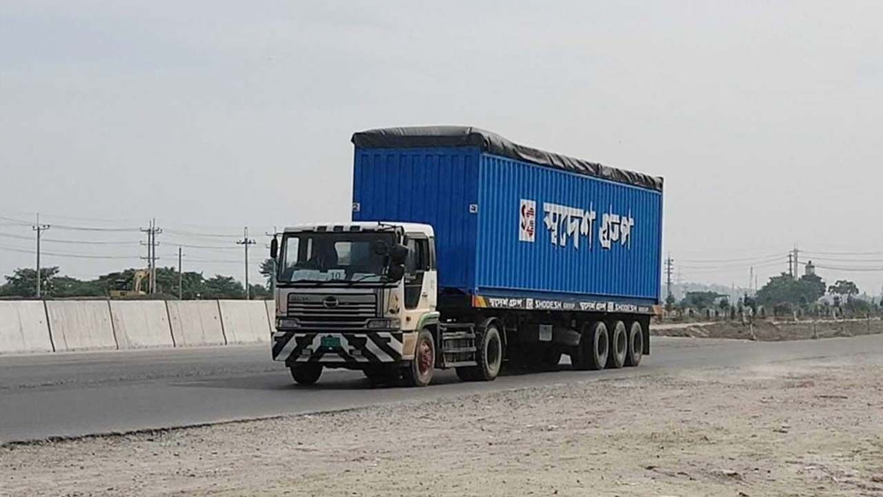 কড়া নিরাপত্তায় রূপপুরে পৌঁছাল ইউরেনিয়ামের নতুন চালান