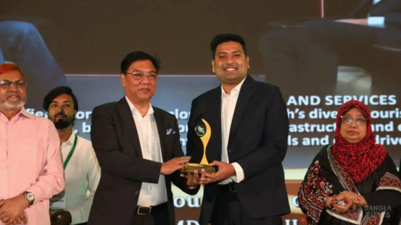 পর্যটন সাংবাদিকতায় সেরার পুরস্কার জিতলেন নাঈম আবির