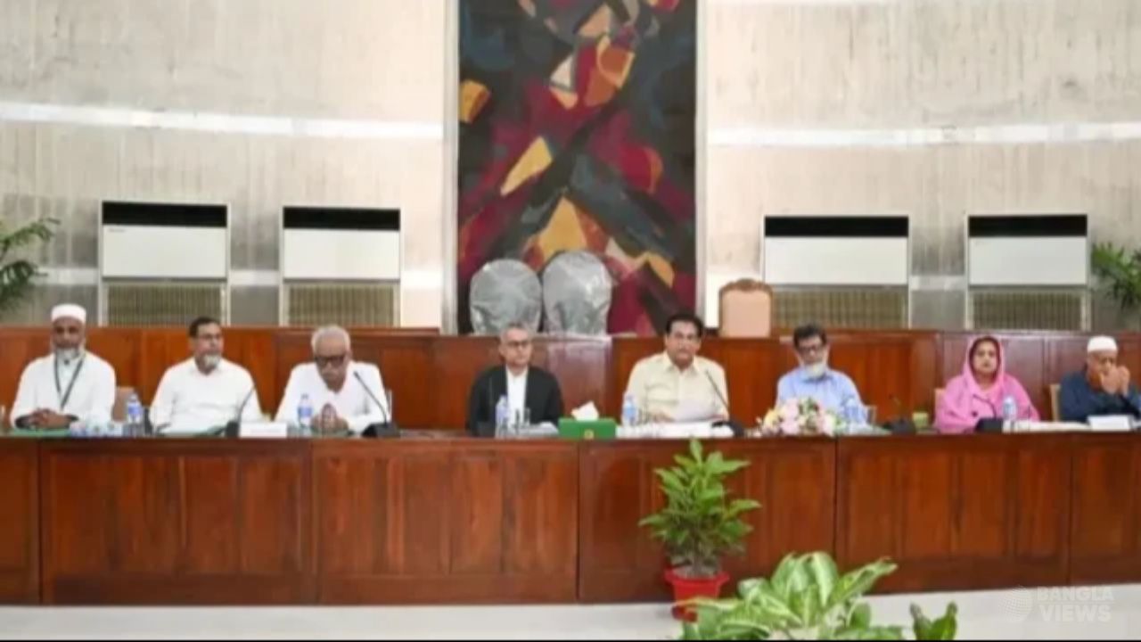 মালবাহী ক্যারেজ বাড়িয়ে রেলের আয় বৃদ্ধির সুপারিশ