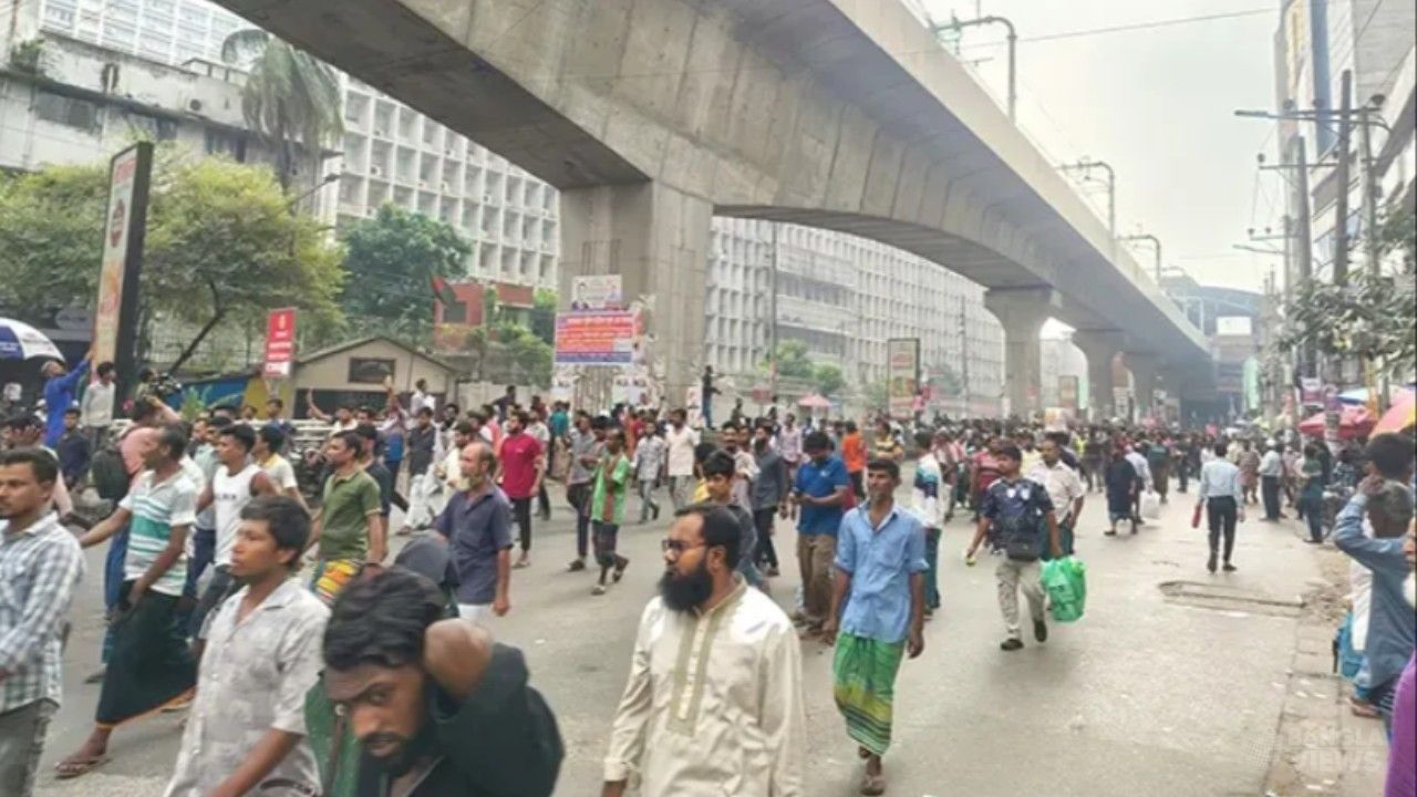 পল্টন-প্রেস ক্লাব অবরোধ, রাজপথে শত শত অটোরিকশাচালক