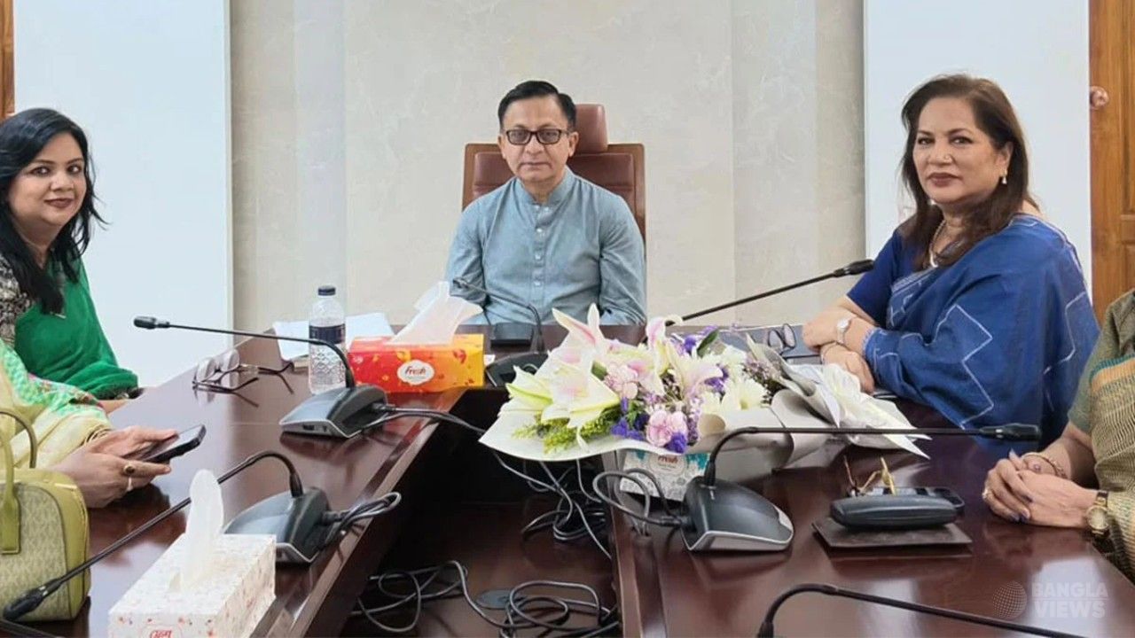 নারী উদ্যোক্তাদের জন্য ঋণ-সেবা সহজ করার উদ্যোগ সরকারের