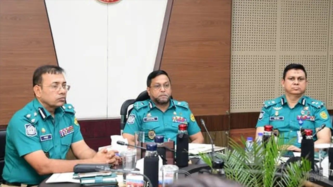 দুর্গাপূজা ঘিরে সর্বোচ্চ সতর্ক অবস্থানে থাকবে ডিএমপি