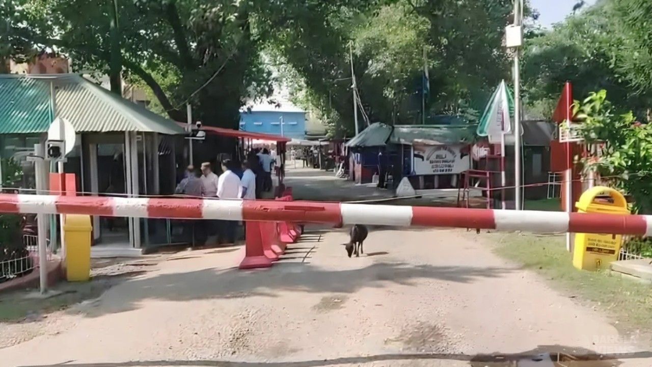 দুর্গাপূজায় হিলি বন্দরে ৭ দিন আমদানি-রপ্তানি বন্ধ
