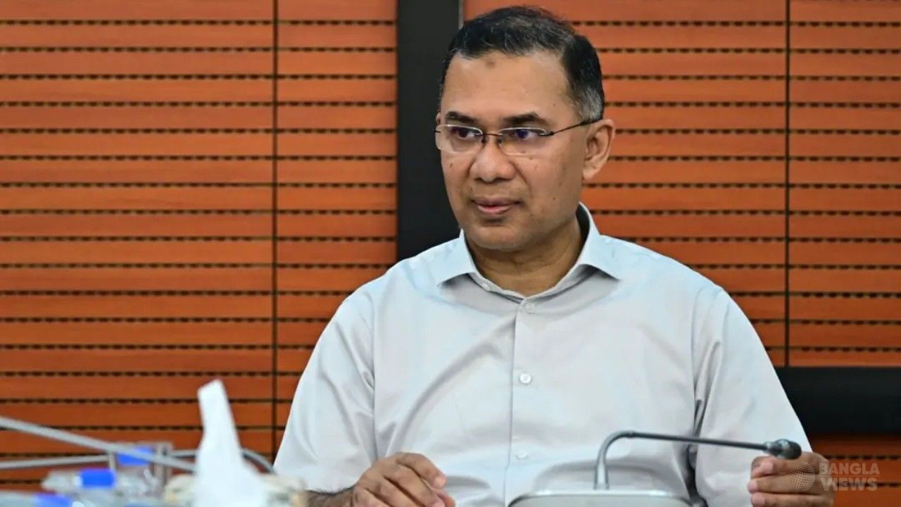 ঢাকার গণপরিবহন ব্যবস্থাপনা নিয়ে প্রধানমন্ত্রীর সভাপতিত্বে বৈঠক