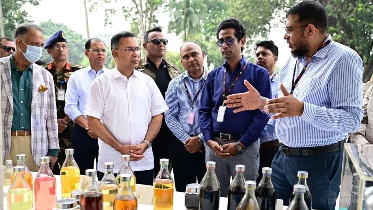 মানববর্জ্য থেকে জ্বালানি তেল, গবেষণা দেখলেন প্রধানমন্ত্রী