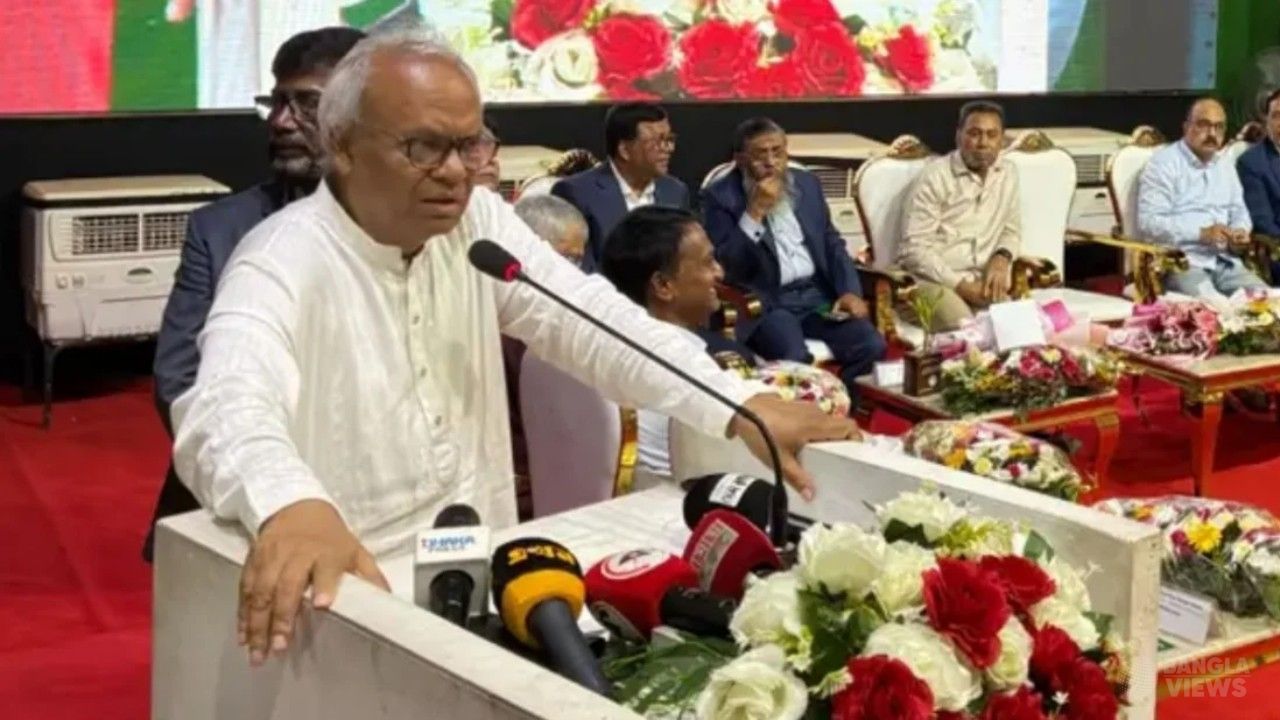 বিগত সরকারের আমলে ব্যাংকিং খাত ক্ষতিগ্রস্ত হয়েছে: রিজভী