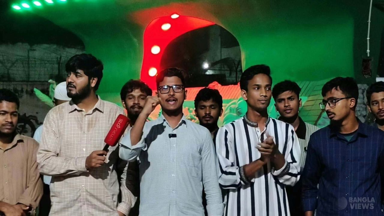 প্রশ্নফাঁসের অভিযোগে যুব উন্নয়ন অধিদপ্তরের নিয়োগ পরীক্ষা বাতিলের প্রতিবাদে জবিতে জকসুর বিক্ষোভ