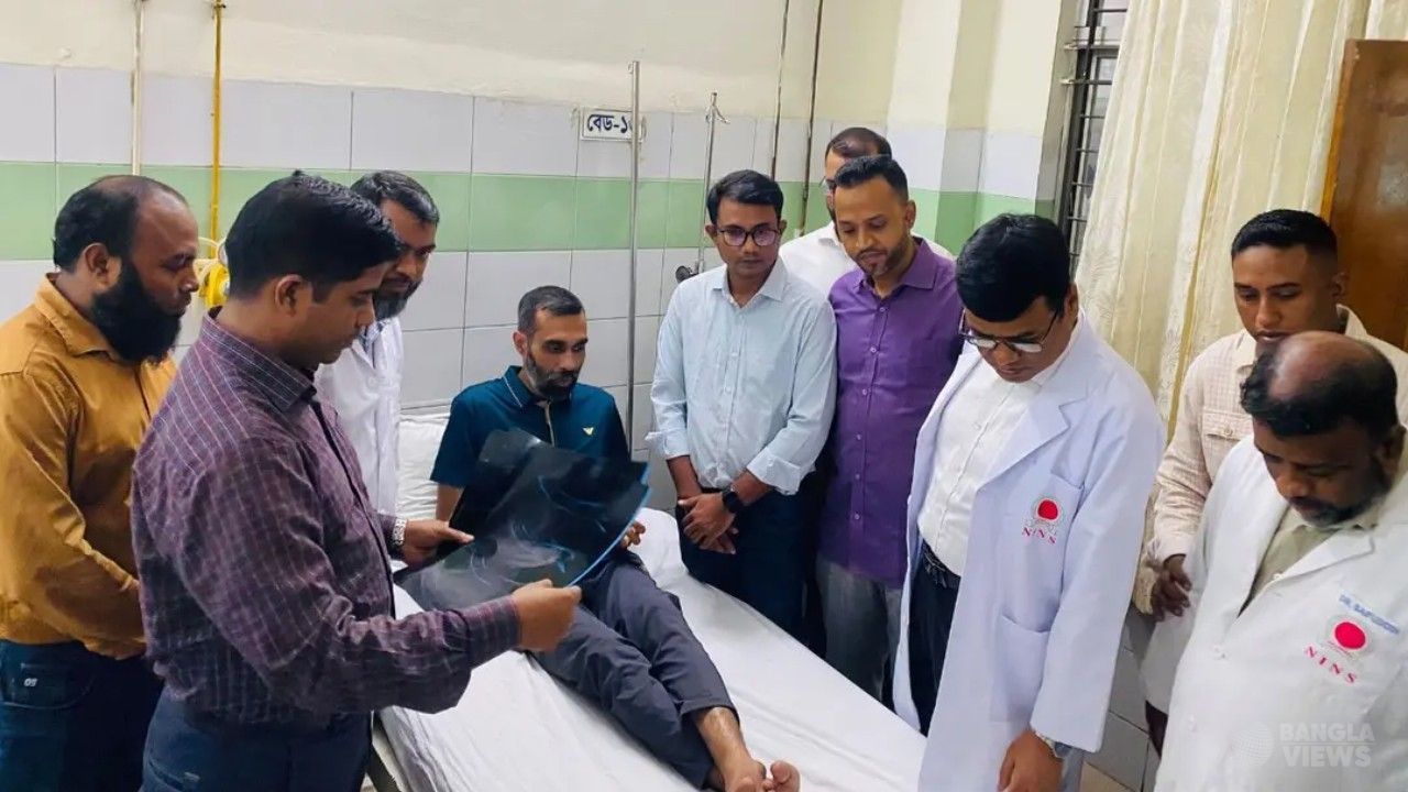 অসুস্থ ছাত্রদল নেতা সাইফুলের পাশে প্রধানমন্ত্রী
