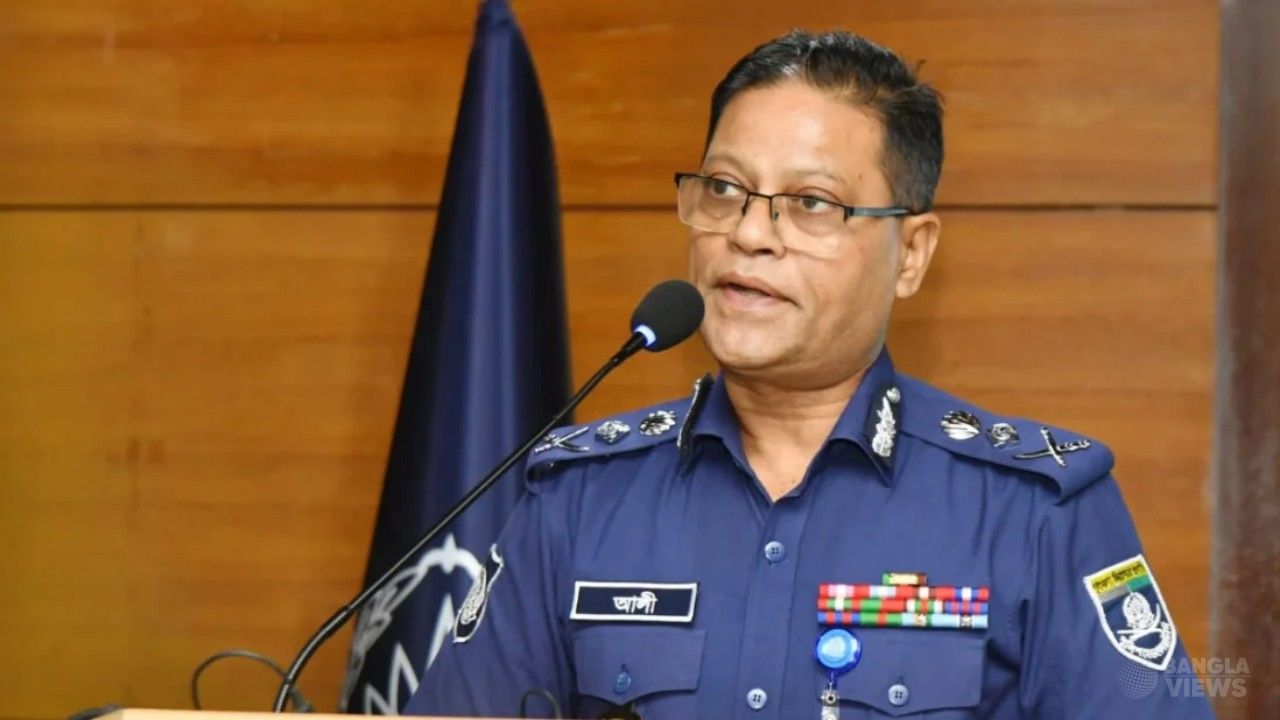 পূজায় সামাজিক সম্প্রীতি রক্ষায় সতর্ক থাকার আহ্বান আইজিপির