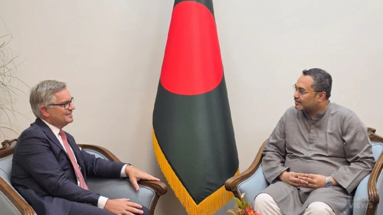 ইউরোপে বাংলাদেশিদের বৈধ কর্মসংস্থান বাড়াতে ইইউর সঙ্গে আলোচনা