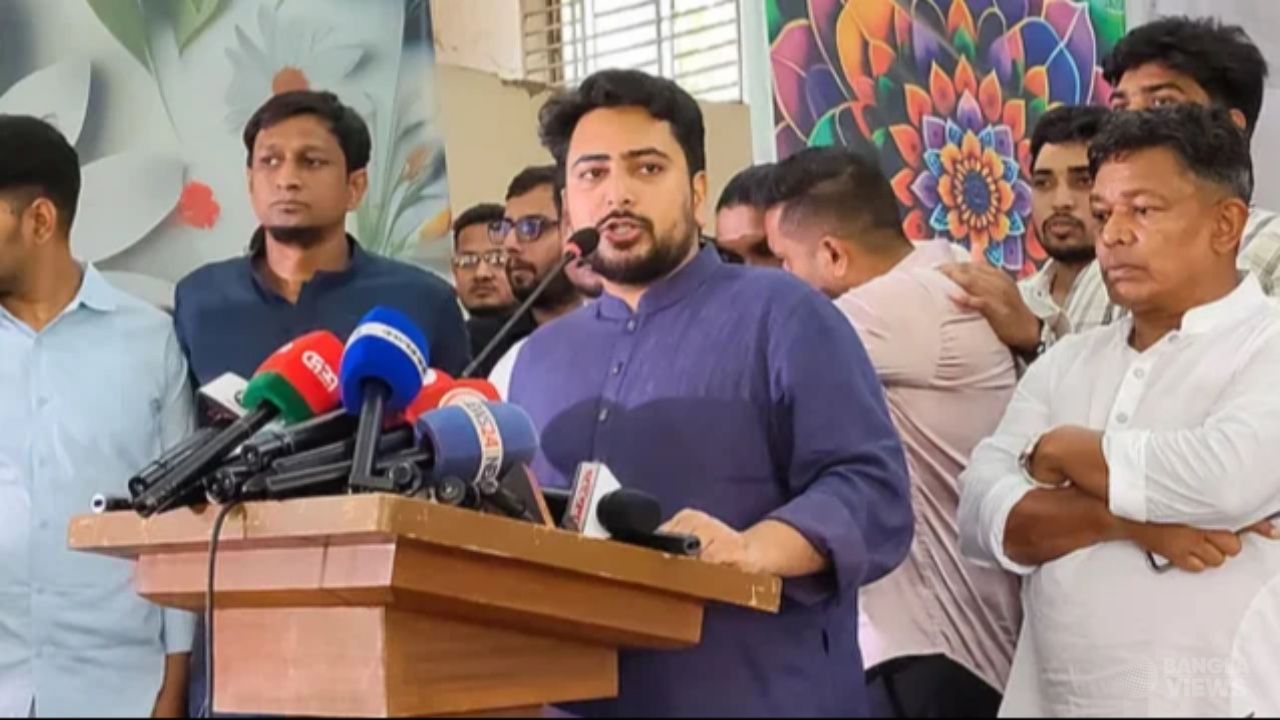 দ্রব্যমূল্য নিয়ন্ত্রণে ব্যর্থ সরকার: নাহিদ ইসলাম