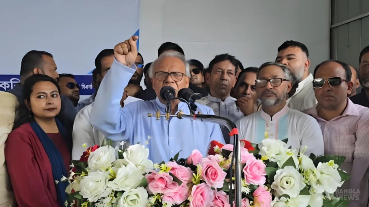 লুটপাটের অর্থে বিদেশে বিলাসবহুল জীবনযাপন করছেন অনেকে: রিজভী
