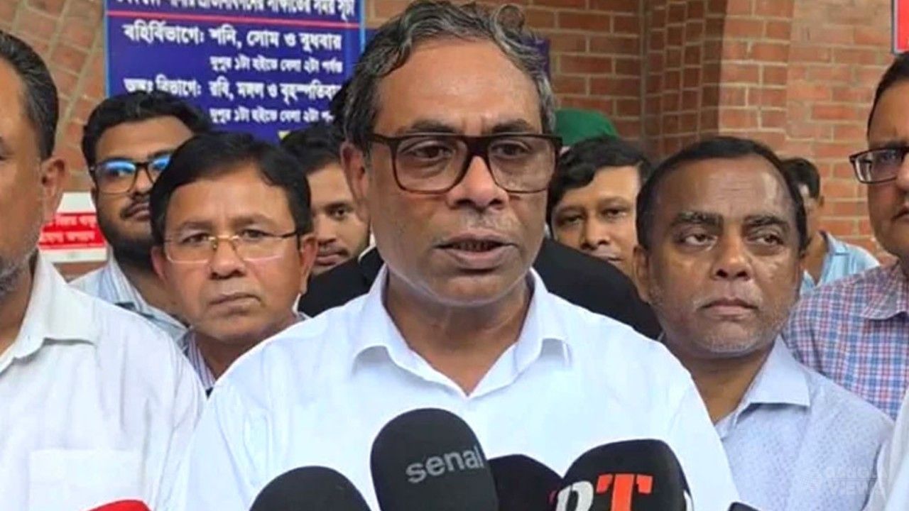 হাসপাতালে দালালচক্র বন্ধে কঠোর পদক্ষেপের উদ্যোগ: স্বাস্থ্য প্রতিমন্ত্রী